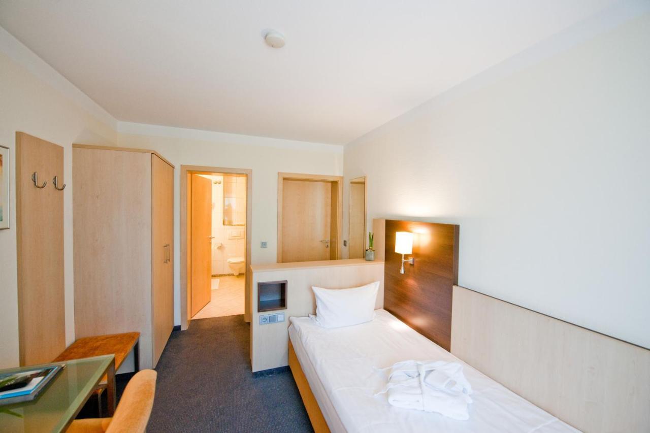 Hotel Scheffelhoehe Bruchsal Pokoj fotografie